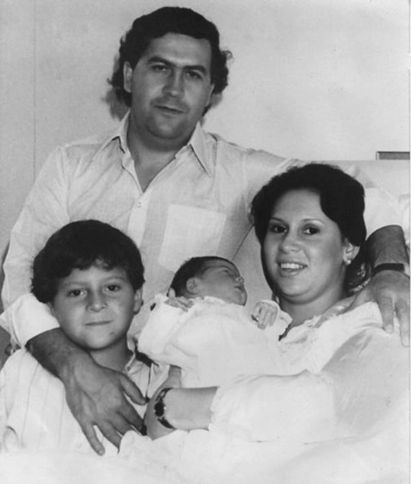 A newborn Manuela Escobar carried by her mother with Pablo Escobar and her brother, Juan Pablo