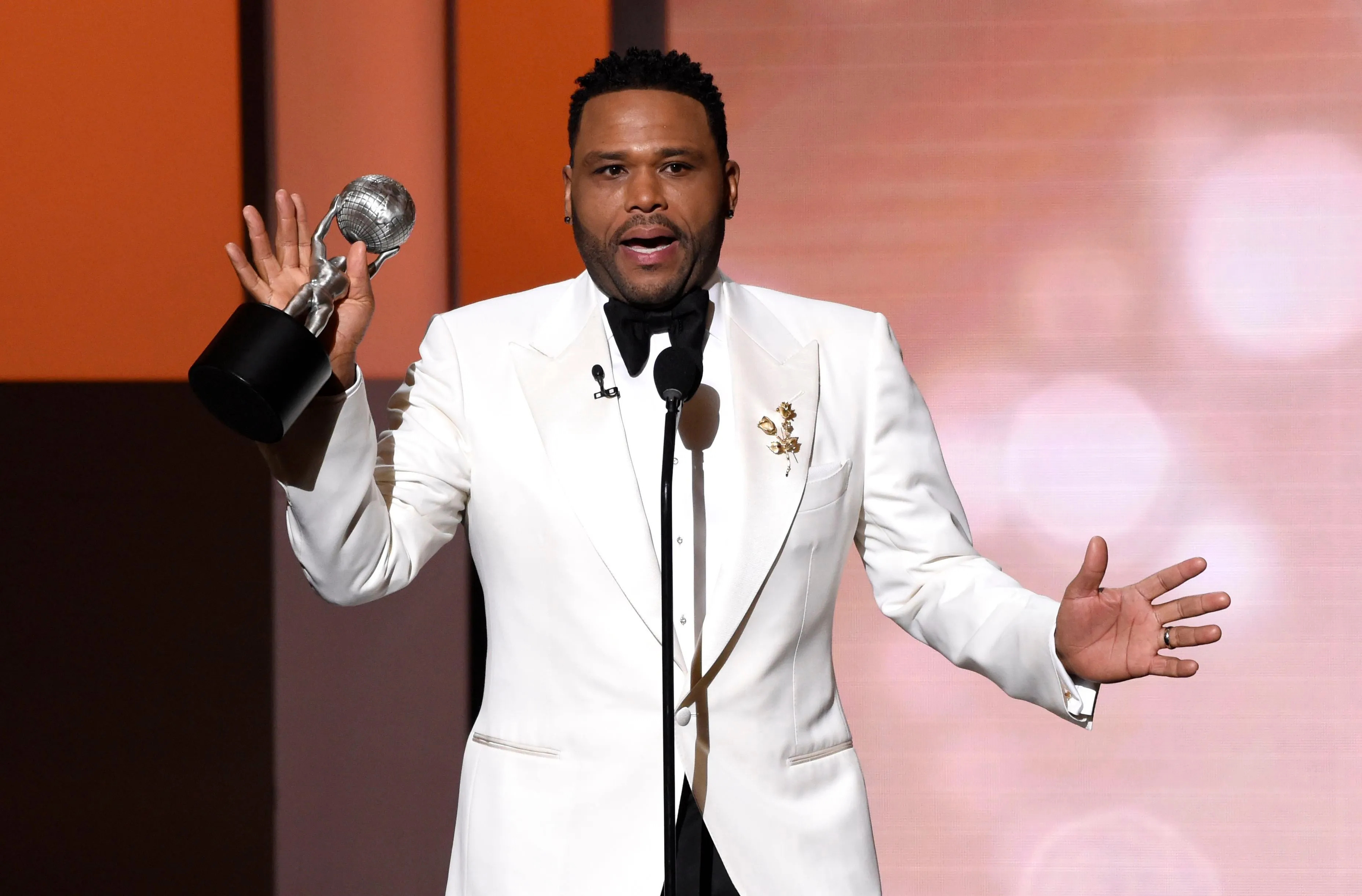 Anthony Anderson Net Worth As A Comedian, Writer, And Game Show Host