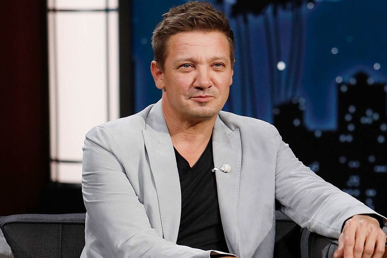 Jeremy Renner Lost A Serious Amount Of Blood In A Snowplow