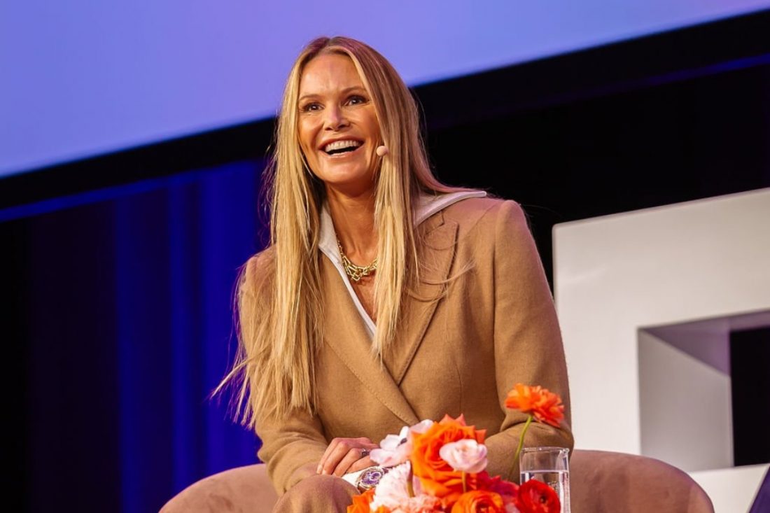 Elle Macpherson at a conference