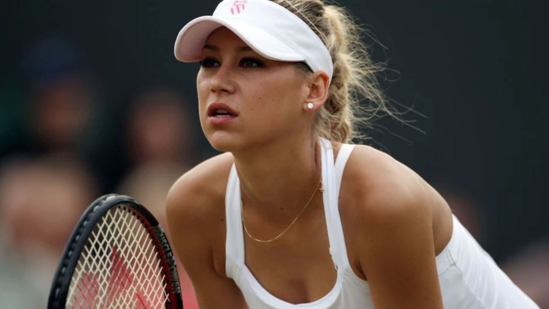 Anna Kournikova Net Worth - A Russian Former Professional Tennis Player And American Television Personality