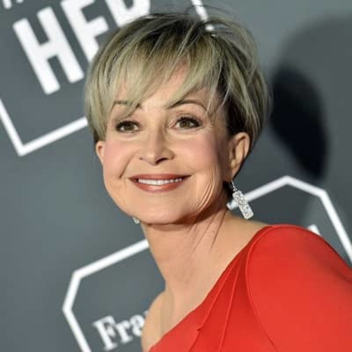 Annie Potts Net Worth - A Versatile Actress With A Lasting Legacy