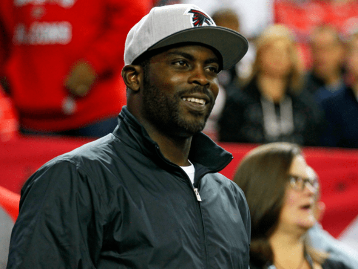 Michael Vick Net Worth - From Football Stardom To Financial Rebound