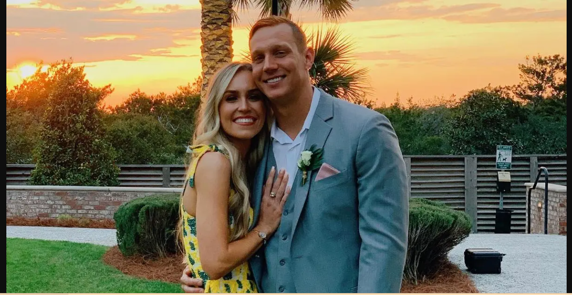 Caeleb Dressel with his wife in all smiles