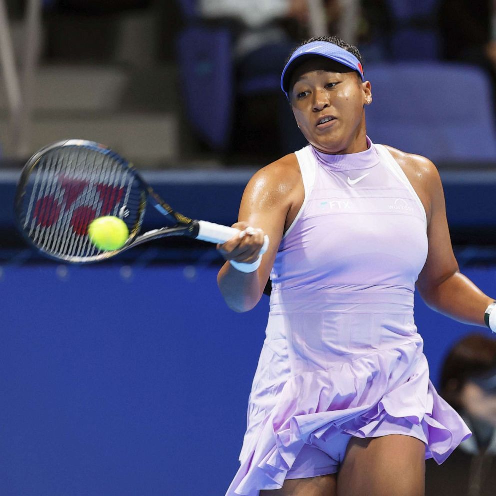 Naomi Osaka playing tennis