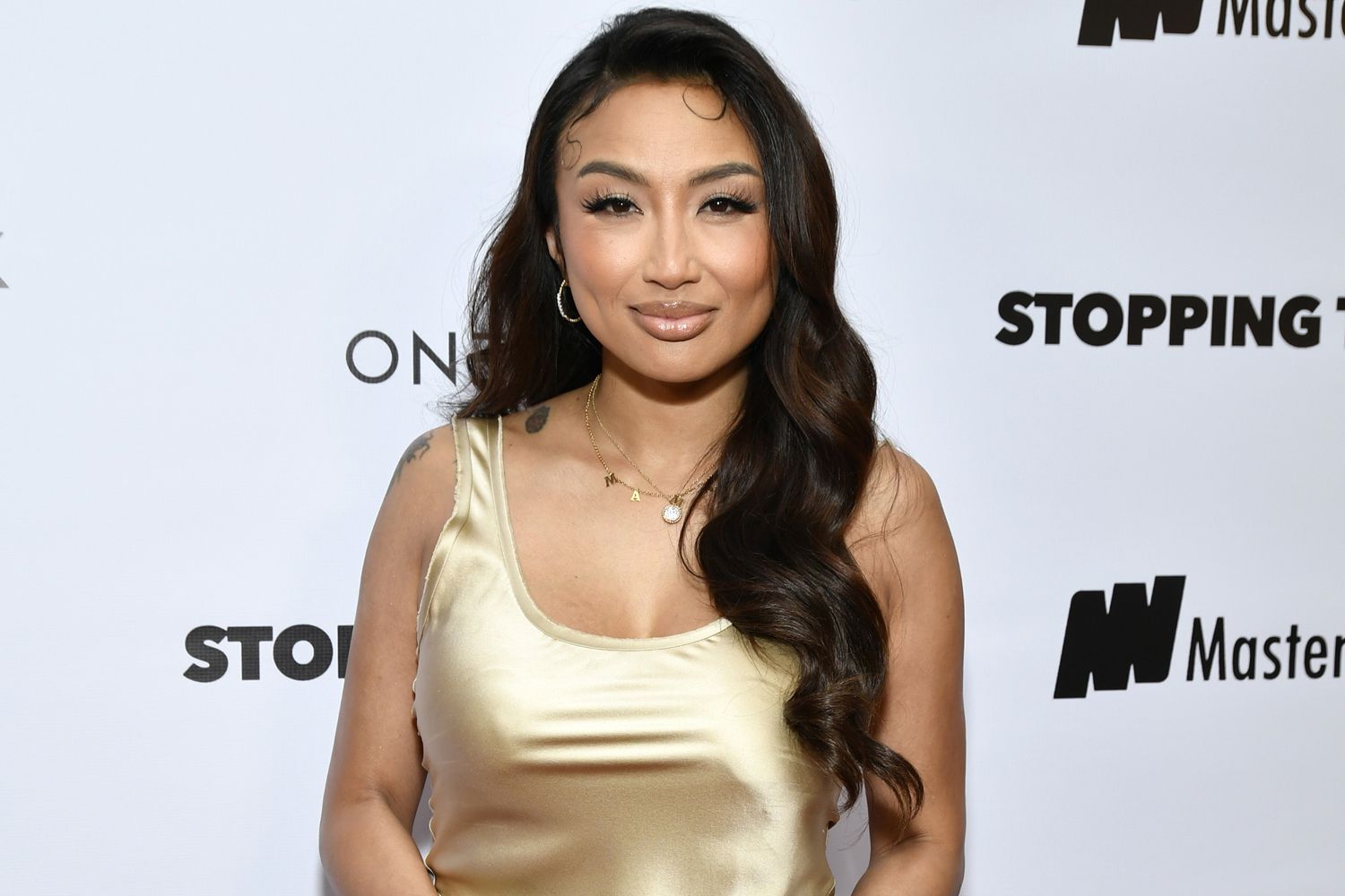 Jeannie Mai at a conference