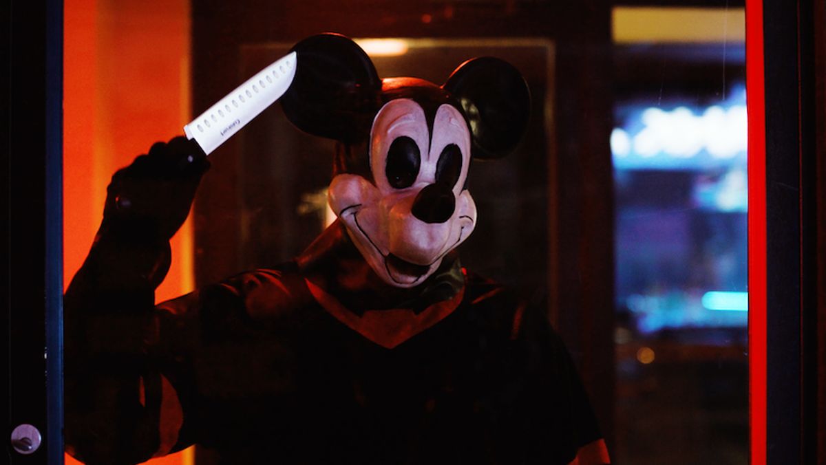 Mickey's Mouse Trap killer holding a knife